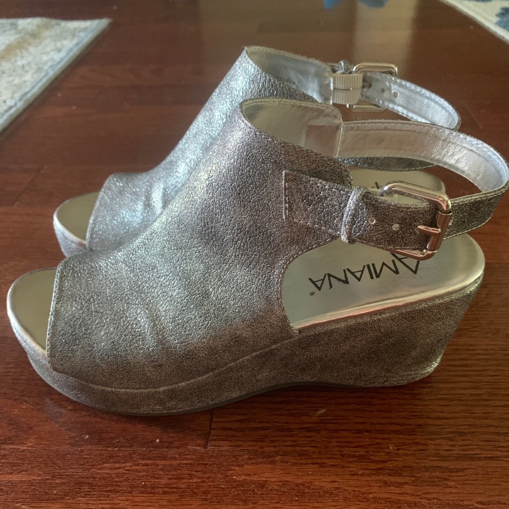 Amiana silver wedge sandals new in box